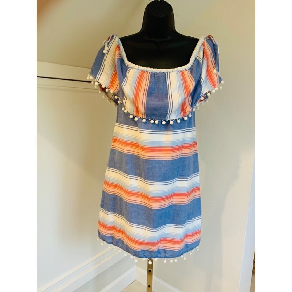 SAYLOR long boho top Pom Poms small